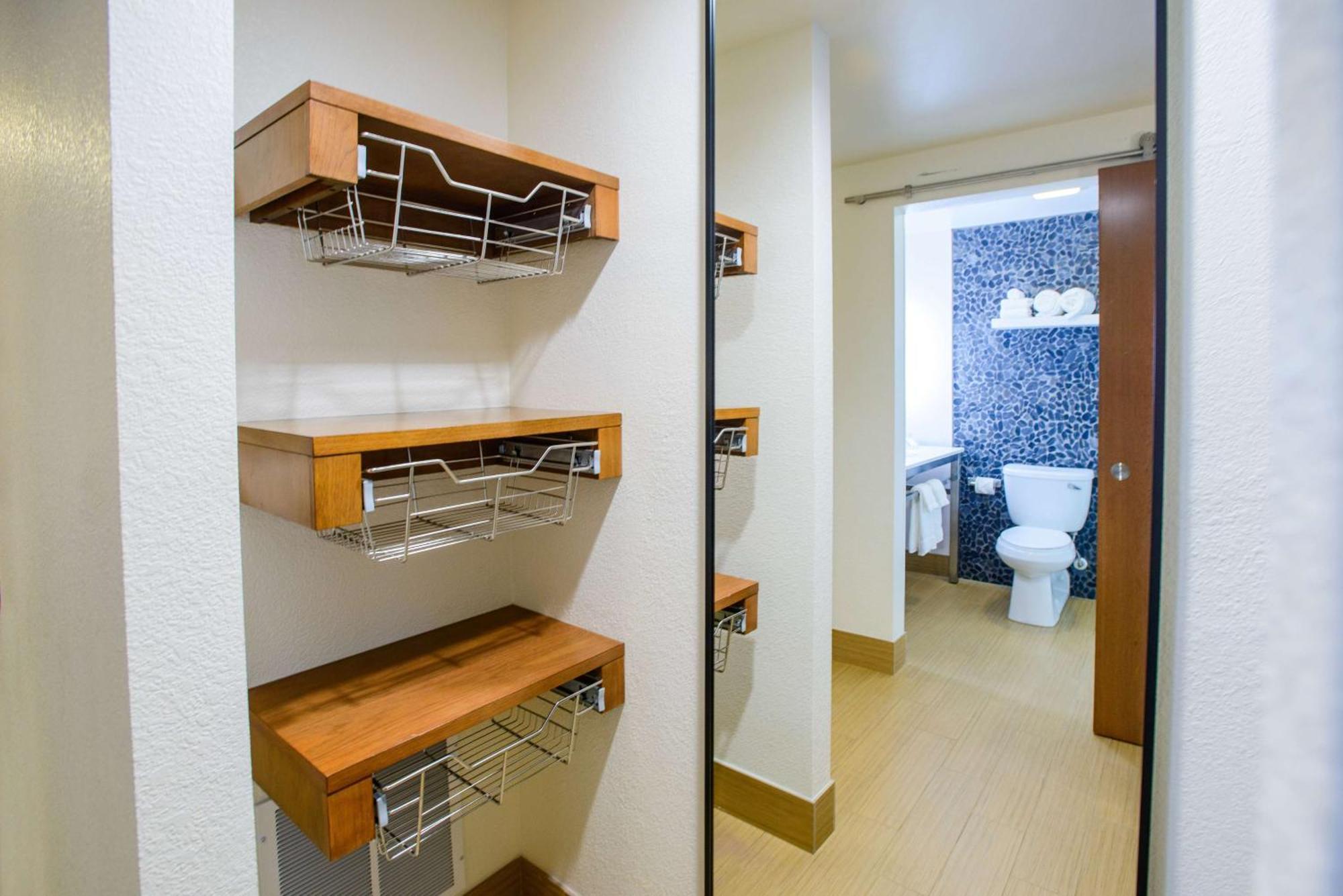 Hilton Garden Inn Rochester Downtown Екстериор снимка