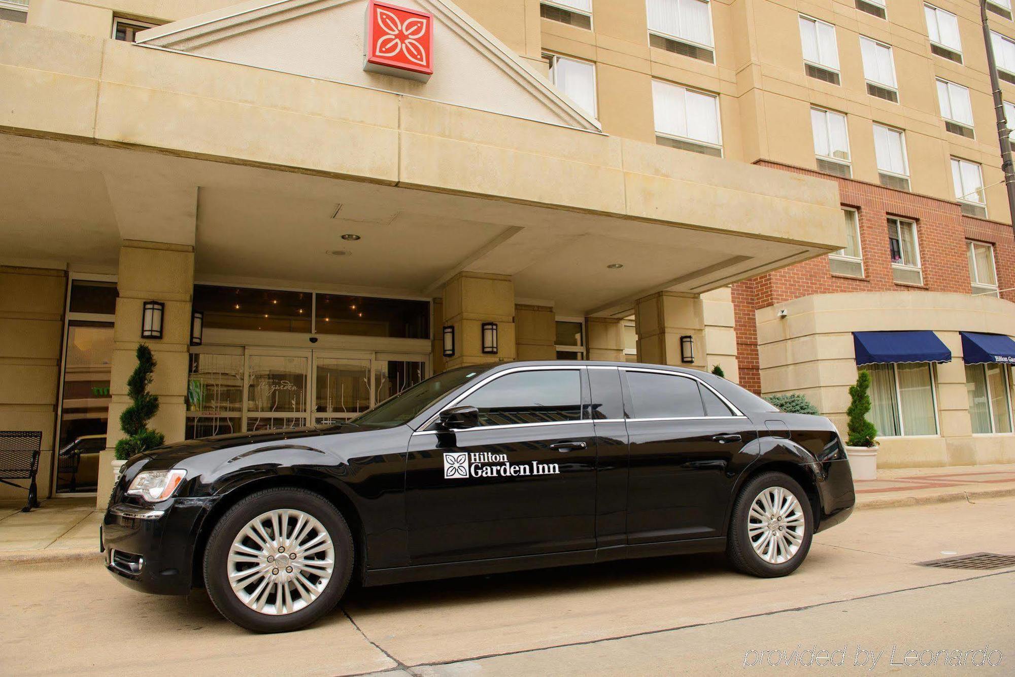 Hilton Garden Inn Rochester Downtown Екстериор снимка